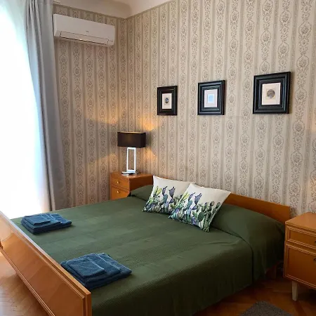 Lady Lidija - Volosko Free Parking *