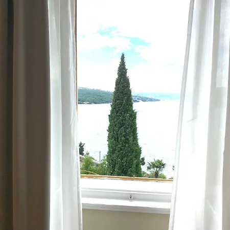 Lady Lidija - Volosko Free Parking * Opatija