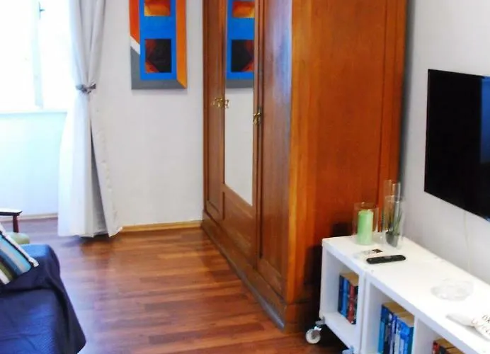 Lady Lidija - Volosko Free Parking Opatija